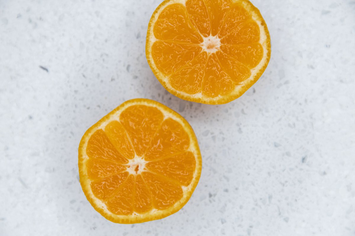 Sliced oranges