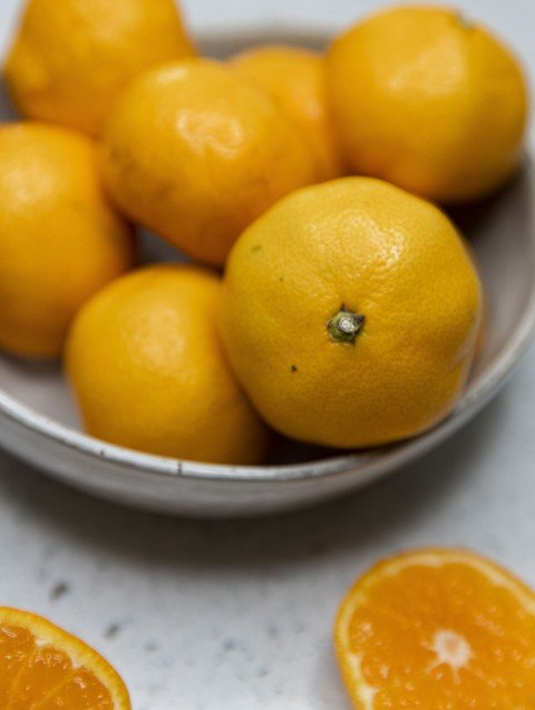 Oranges in a bowl