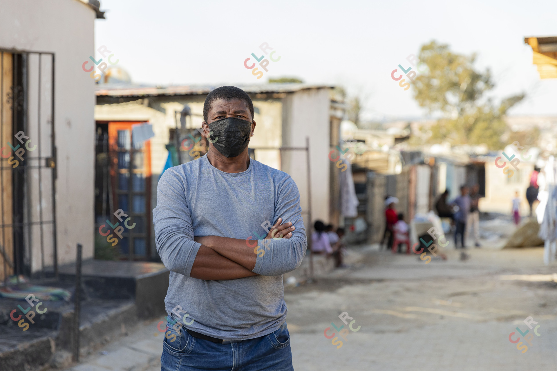 Black man wearing a mask