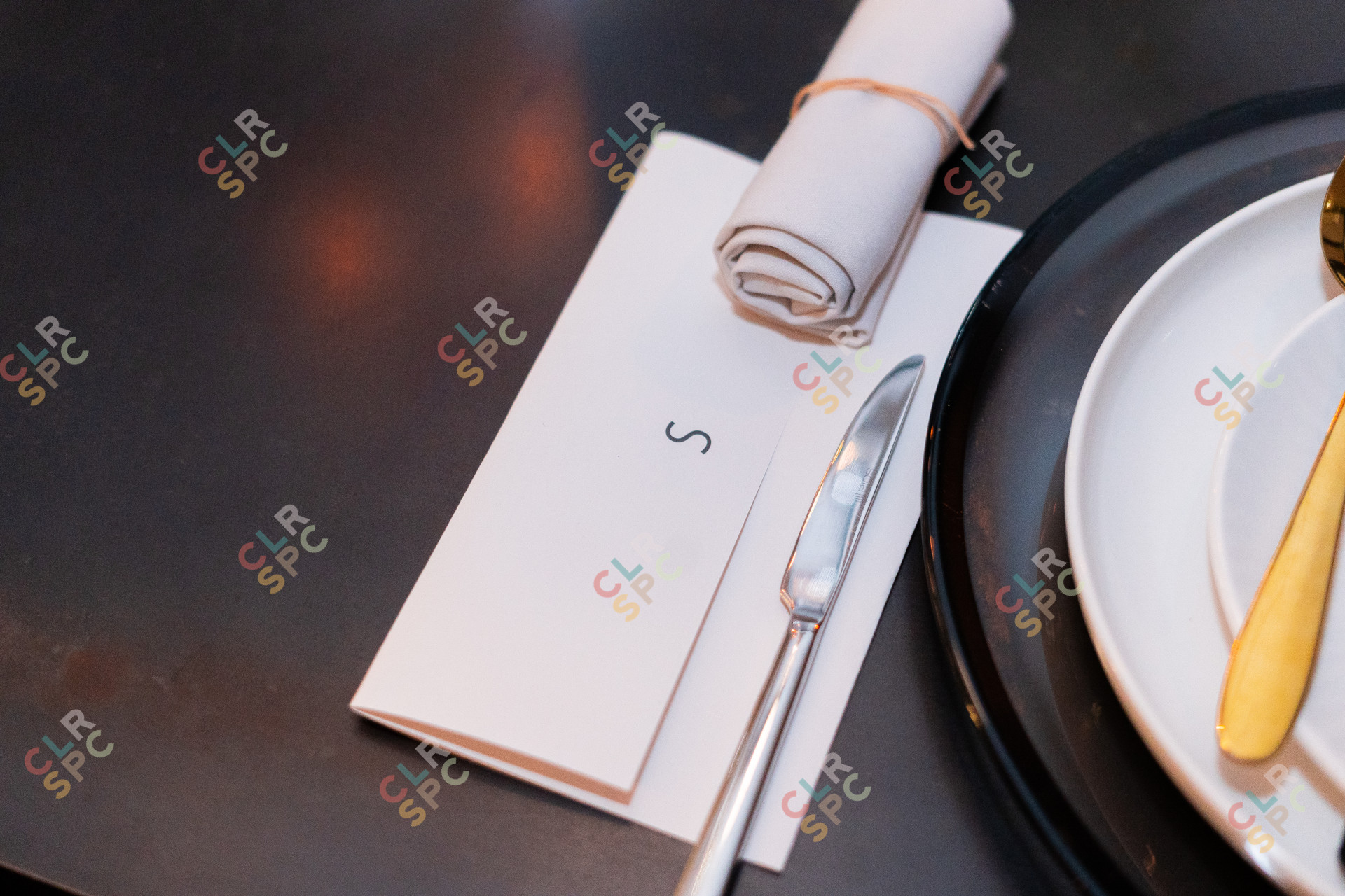 Personalised dinner decoration