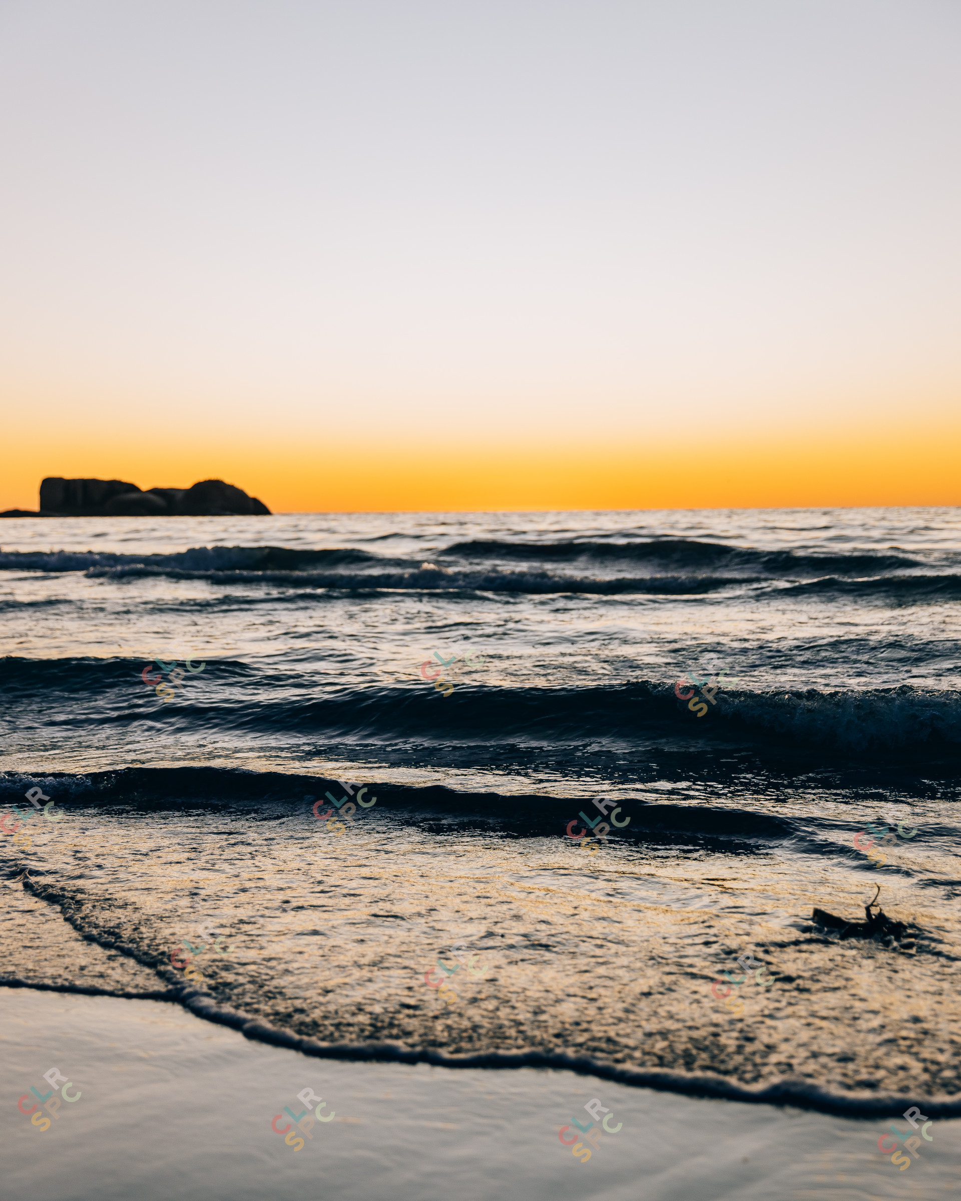 Ocean waves in the evening