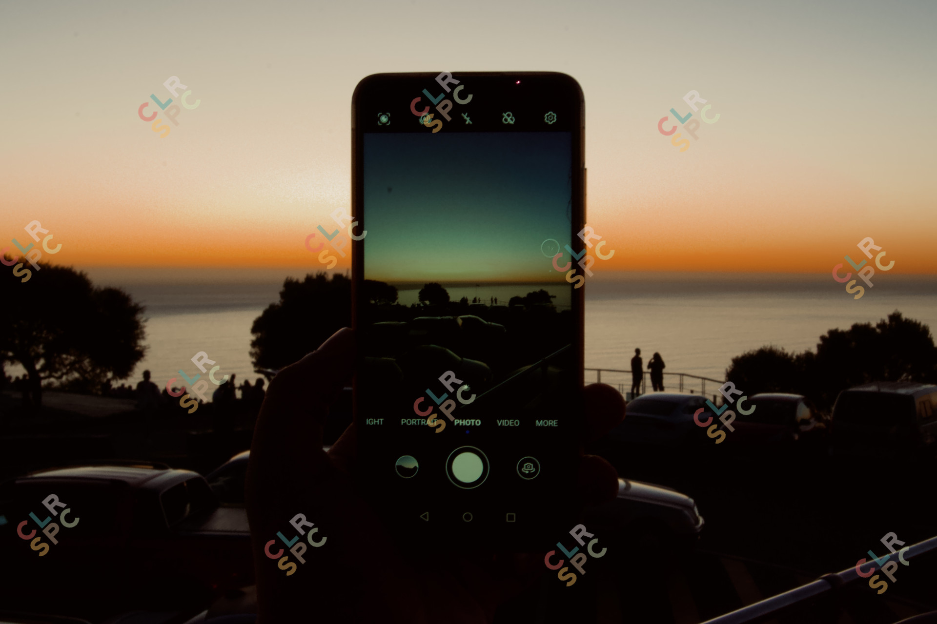 Golden Hour on top of Signal Hill