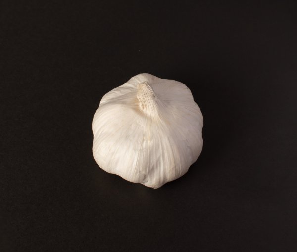 Whole garlic